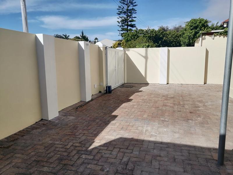 To Let 3 Bedroom Property for Rent in Claremont Western Cape